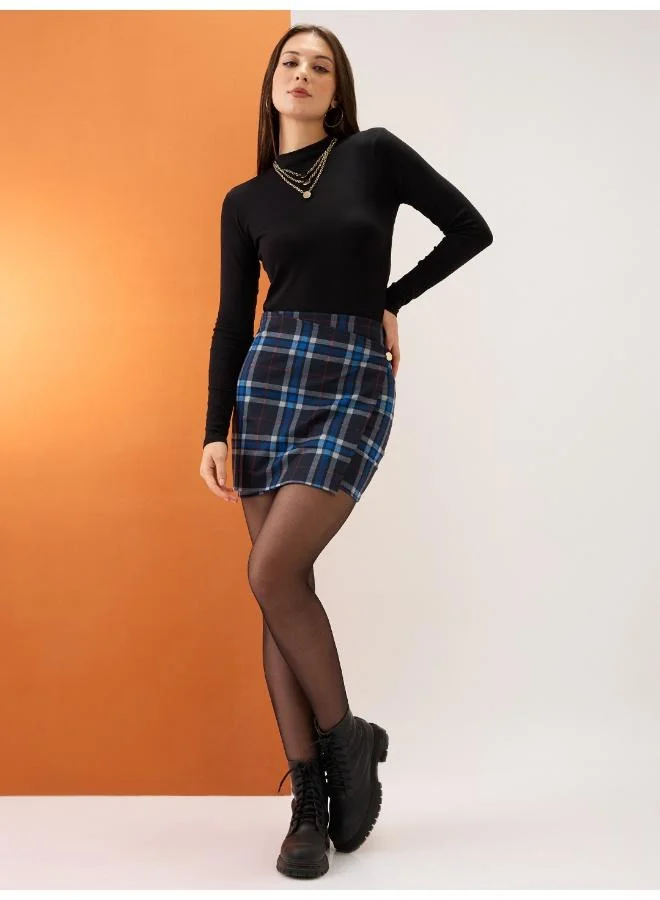 جلو باص جوبس تنورة ميني نسائية زرقاء كاروهات بخصر متوسط مطاطية بلف